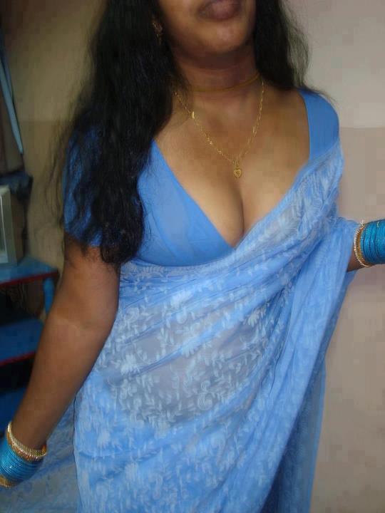 Telugu bitch deepika mantena showing body images